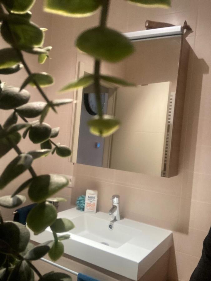 Appartement Met Zicht Op Zee Кнокке-Хейст Экстерьер фото