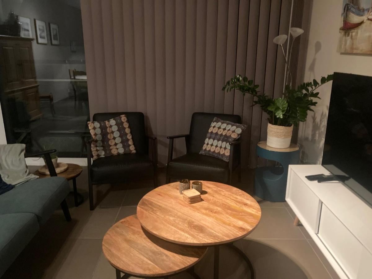 Appartement Met Zicht Op Zee Кнокке-Хейст Экстерьер фото